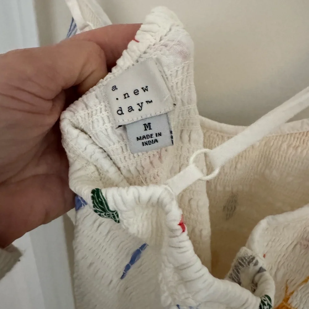 Cream shell print sundress - Picture 4 of 4